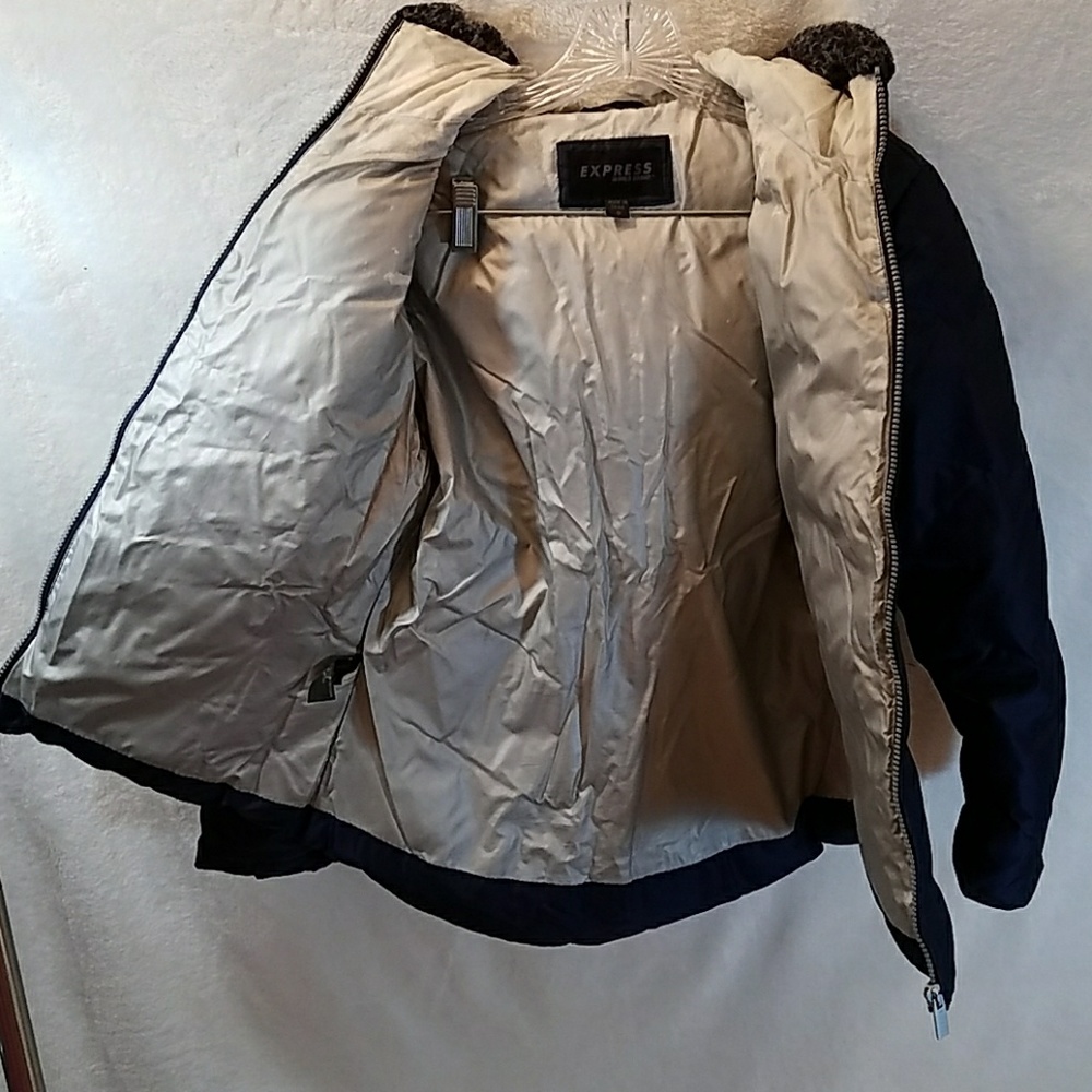 Express puffy jacket - Picture 4 of 8
